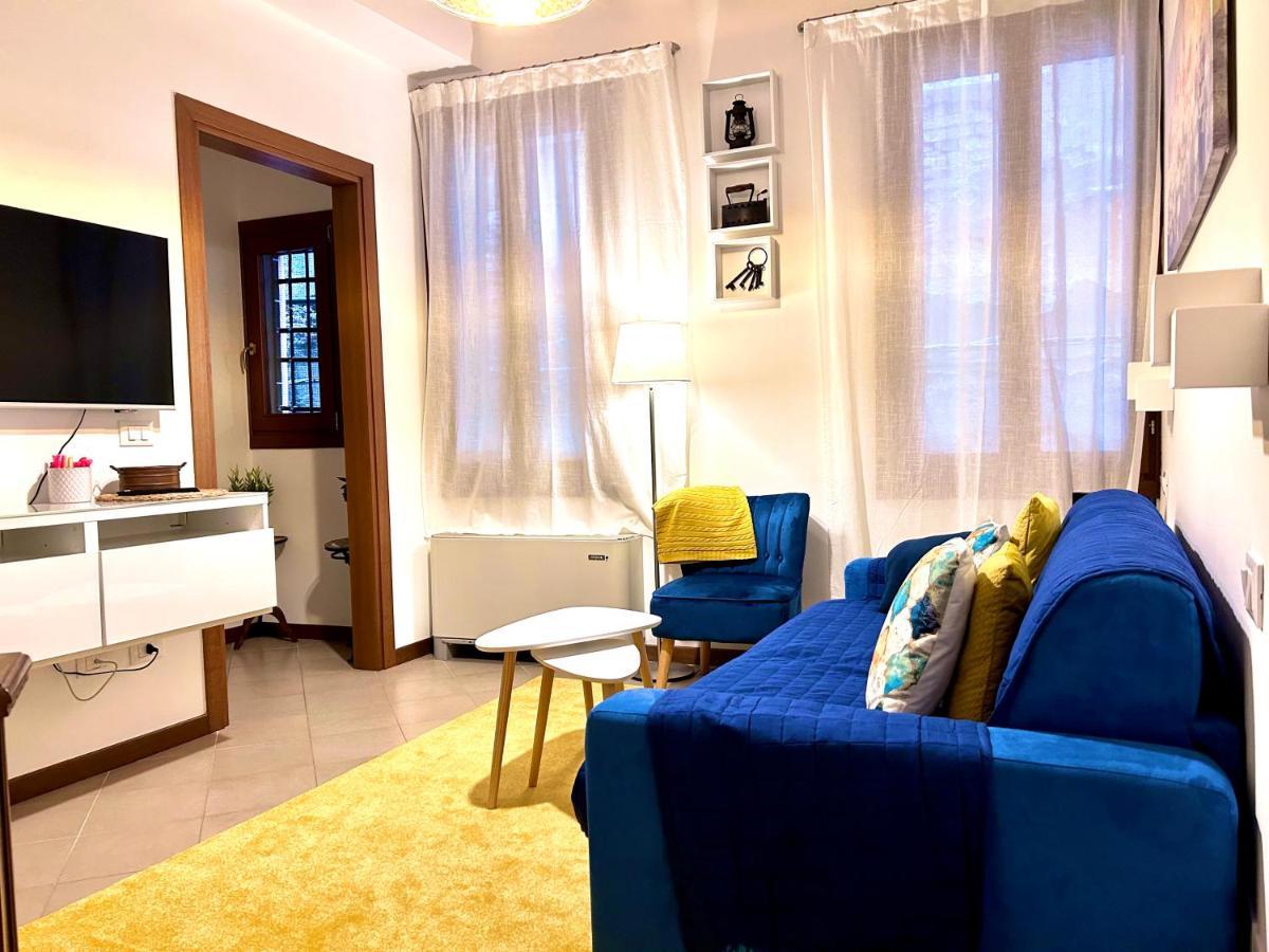 Central Flat Romantic Domus Remedio Venise Extérieur photo