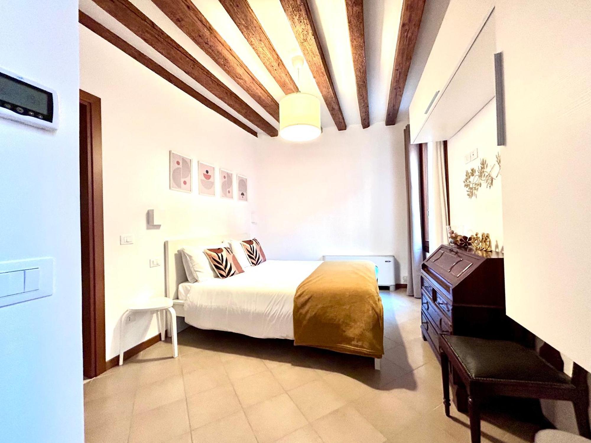 Central Flat Romantic Domus Remedio Venise Extérieur photo
